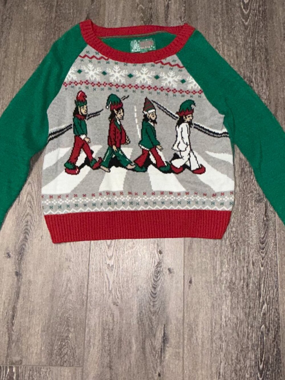 Merry Christmas Ugly Christmas Sweater Size L Large 4 Elves